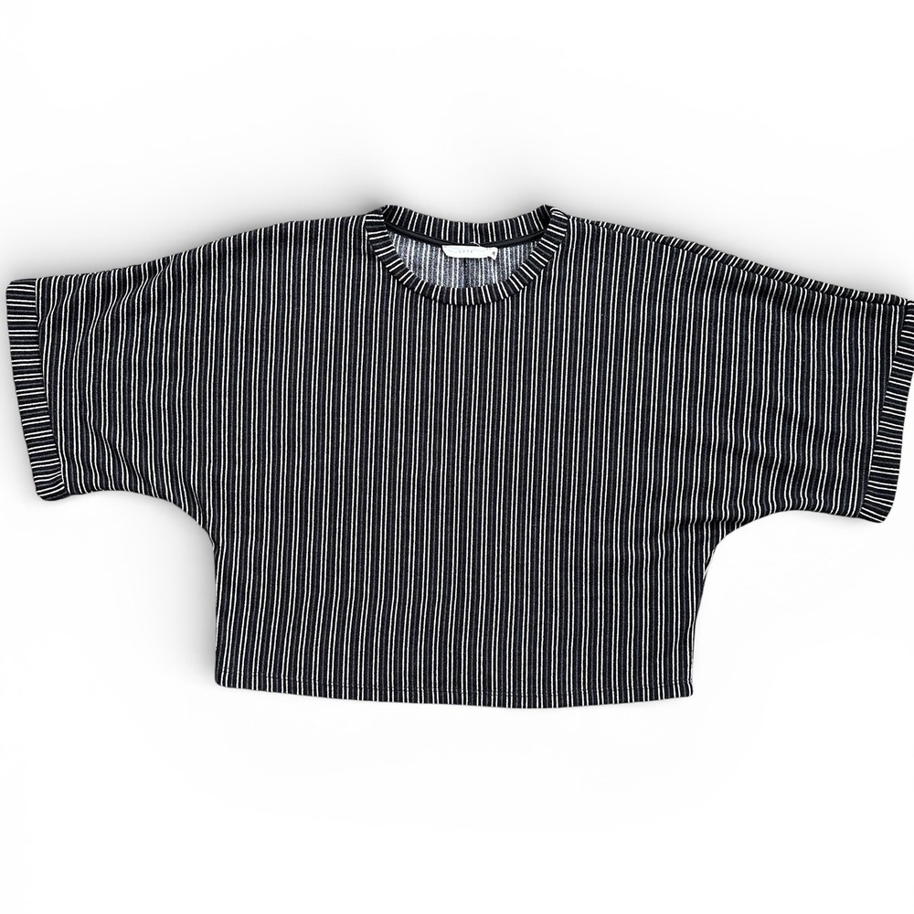 Lush Striped‎ Knit Top Womens Medium Black White Excellent Dolman Sleeve Cropped